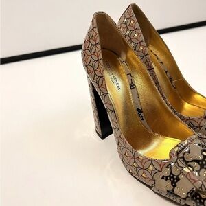 NWT Bottega Veneta Patent Leather Pumps sz 37 Made In Italy